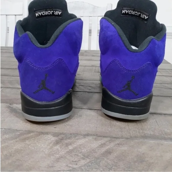 Nike Air Jordan 5 Retro Alternate Grape Size 13 - Picture 5 of 6